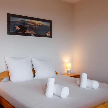 Cascade 10 By Interhome